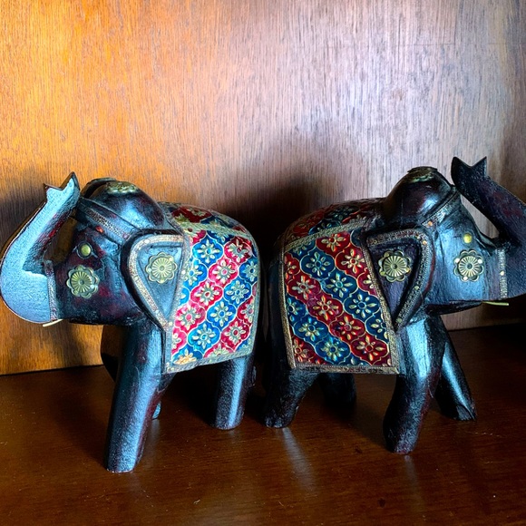 Vintage Embossed & HandPainted Colorful Black Elephants Statue Figurine (Pair)
